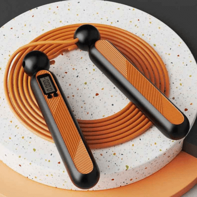 Corde a sauter connectée écran numérique suivi performance calories brûlées