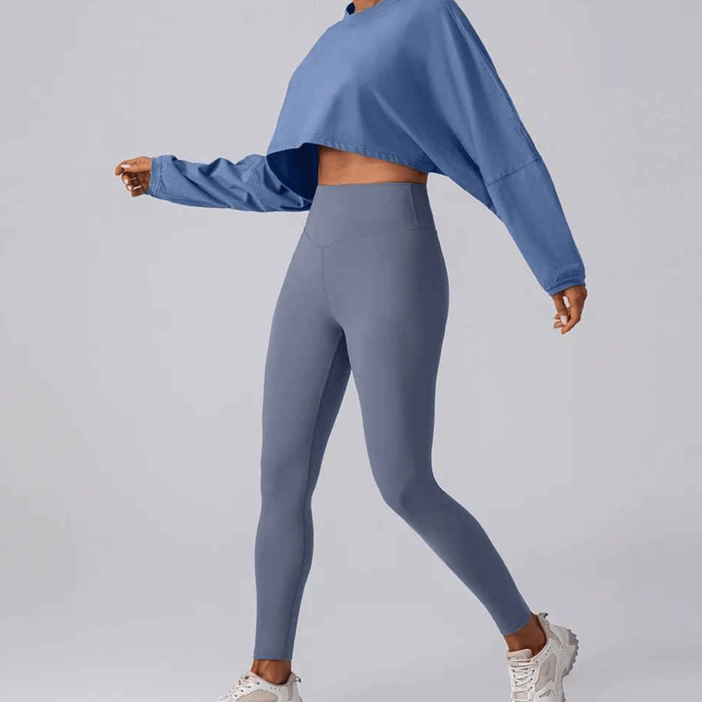 Crop top femme polyvalent sport détente, tee shirt court style moderne quotidien