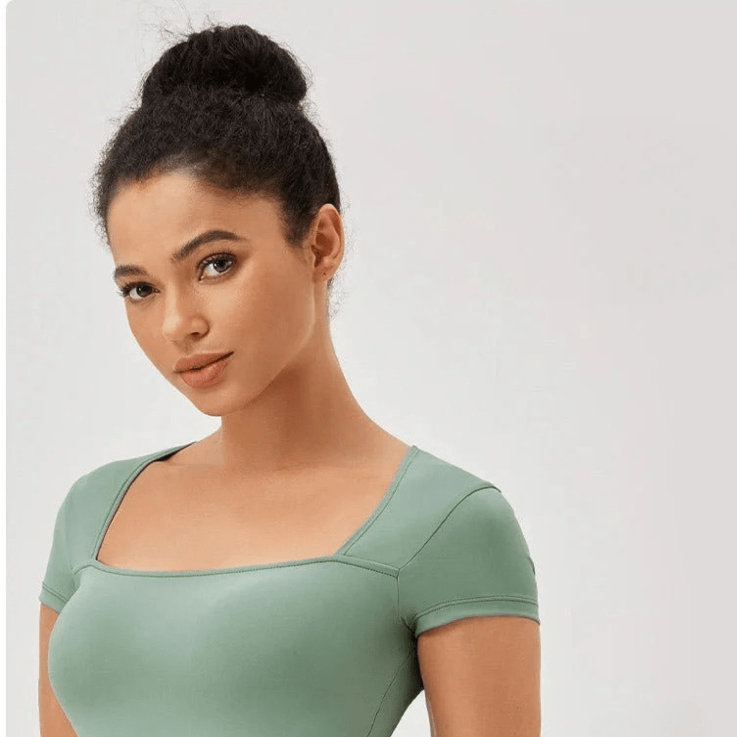 haut sport femme premium construction sans coutures ergonomique