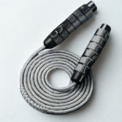 utilisantion corde a sauter perte poids cardio maison salon