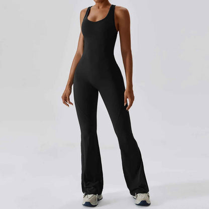 Ajustement parfait combinaison sport taille normale respecte courbes