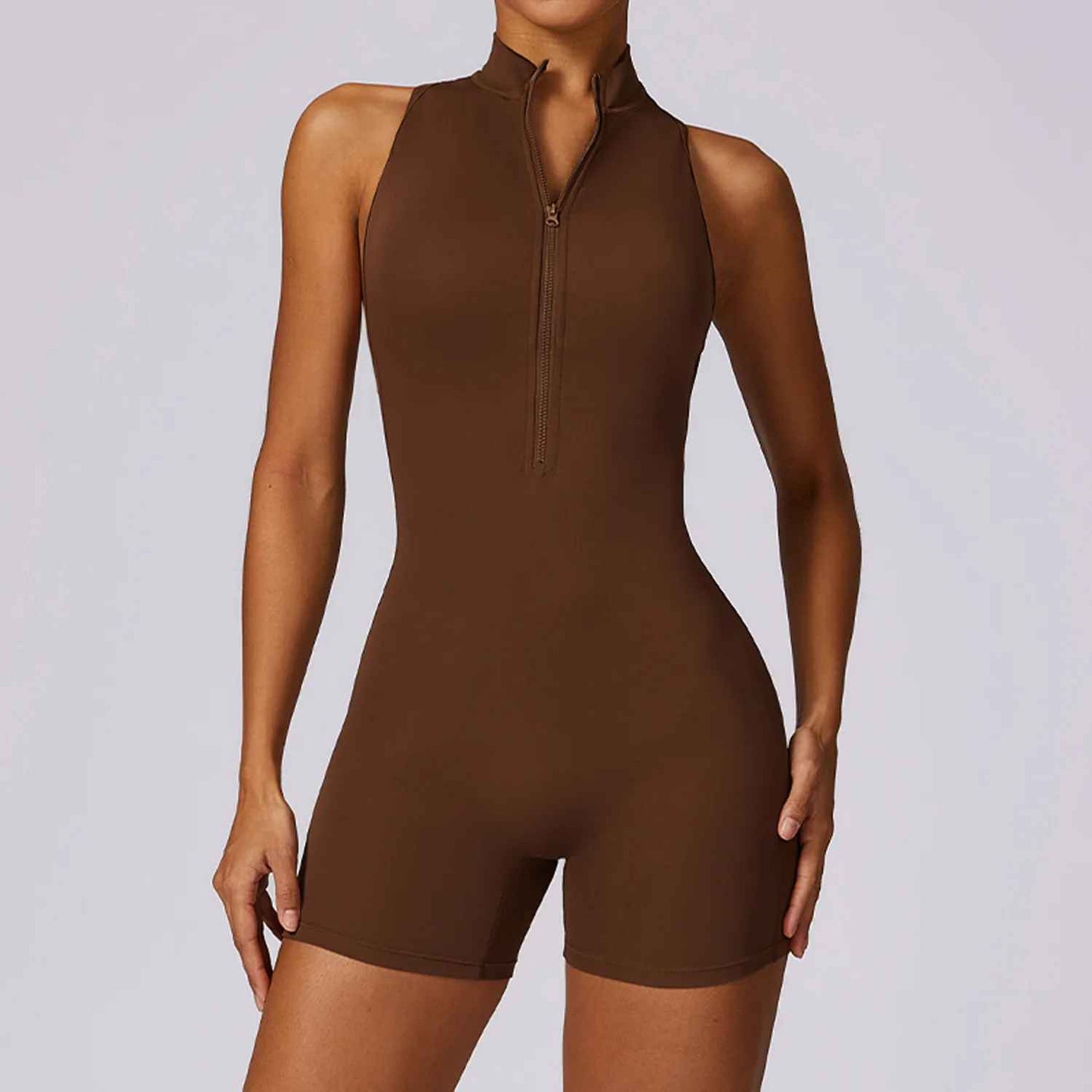 Combie shorte femme taille S M L XL, guide tailles combinaison sport dos nu
