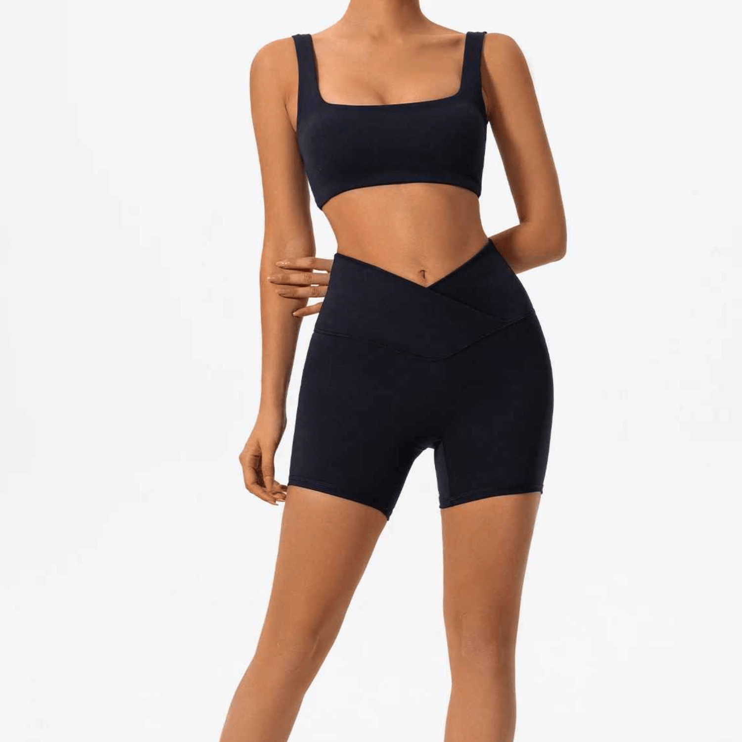 Détail construction brassière sport femme couture plate sans frottement