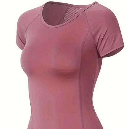 Détail coutures plates invisibles t-shirt technique femme - finition premium anti-irritation