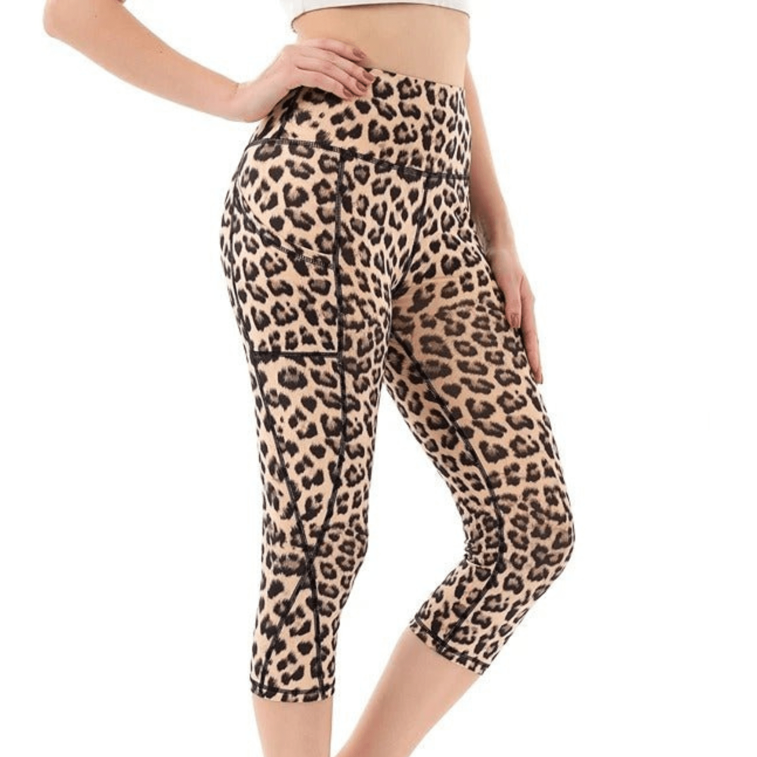 Design leopard artistique du legging court imprimé pour expression créative pendant entraînement