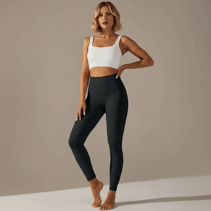  Legging Effet Nu noir femme vue de face debout taille haute sculptant studio