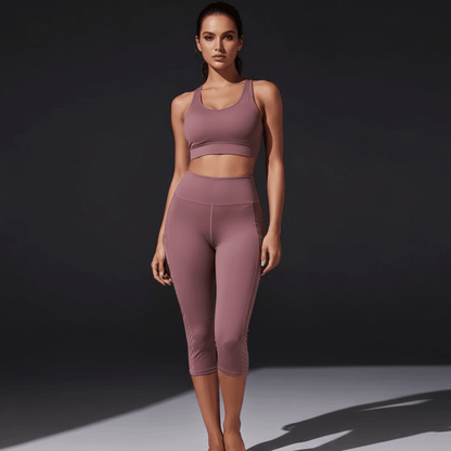 Longueur capri trois-quarts idéale du legging running femme s'arrêtant juste sous le mollet pour ventilation optimale