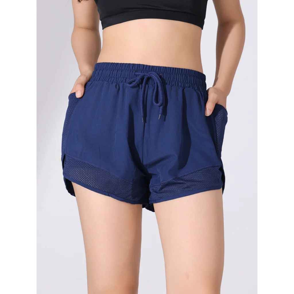 Short running femme durabilité, polyester technique résistant lavages fréquents