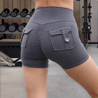 Short sport femme musculation, montrant durabilité et performance pendant l'entraînement