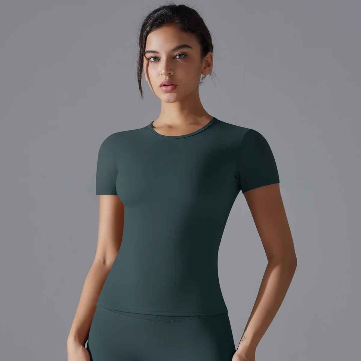 T shirt femme push up liberté gestuelle posture améliorée adaptation morphologique