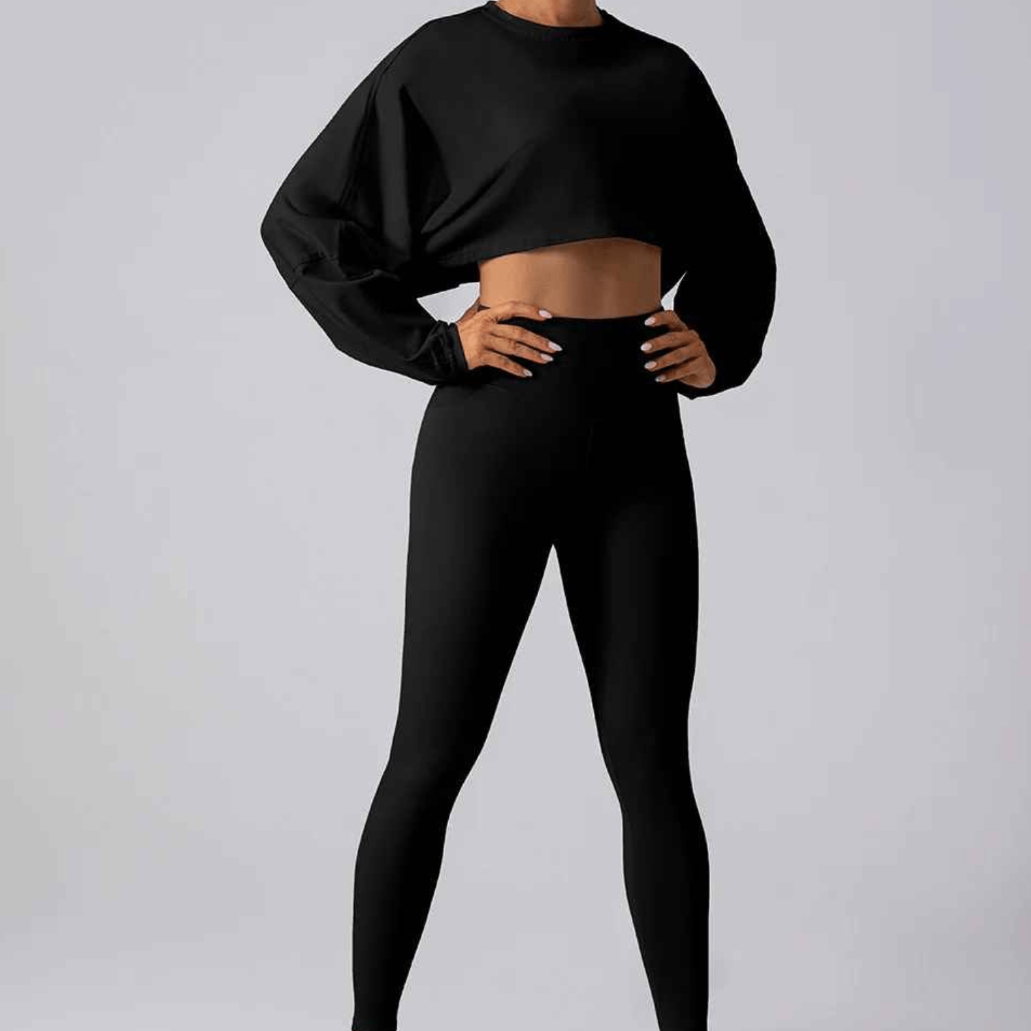 Tee shirt court femme longueur optimisée, crop top effet flatteur taille mise valeur