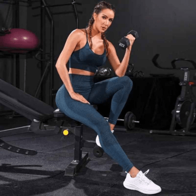 Tenue de sport femme chic ensemble fitness élégant legging taille haute brassière maintien optimal
