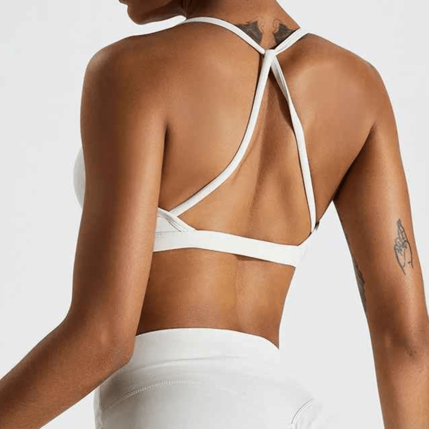 Vue arrière brassiére sport dos croisé course performance sophistiquée