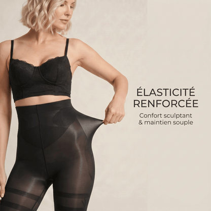 Démonstration de l’élasticité d’un collant anti cellulite noir gainant, matière extensible tirée à la main avec message confort sculptant et maintien souple.
