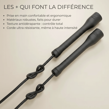 Corde à sauter enfant en PVC noir avec poignées ergonomiques