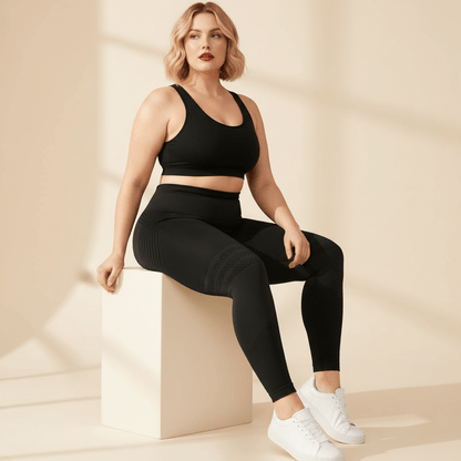 Legging 3D anti-cellulite grande taille porté assise, confort seconde peau, femme ronde, studio crème