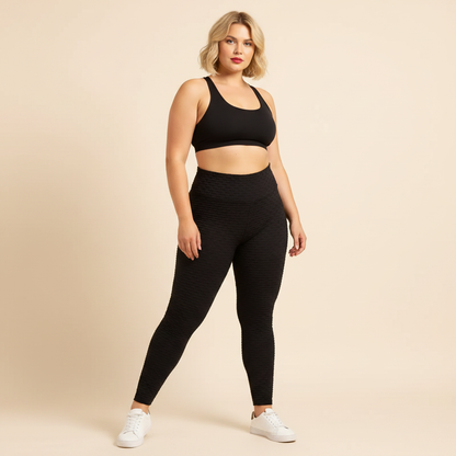 Legging Anti-Cellulite Efficace Grande Taille noir, pose 3/4 face style fashion, studio ivoire, femme morphologie 60+