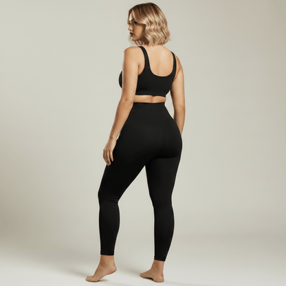 Legging Sculptant Femme Taille Haute noir, vue 3/4, studio gris ivoire doux, femme blonde 39 ans