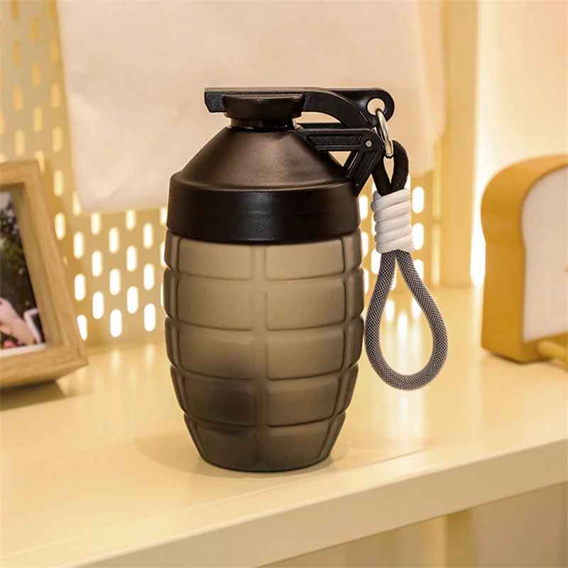 shaker noir grenade