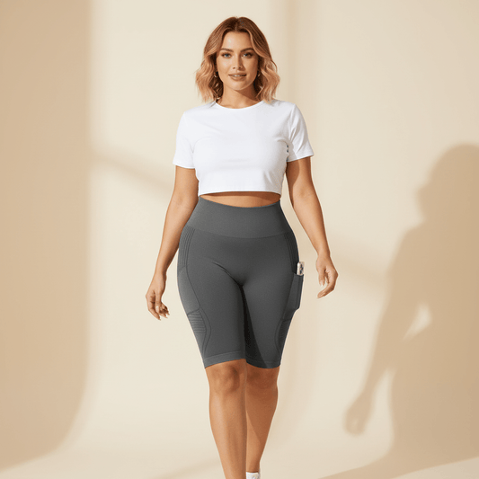Short Anti-Cellulite 3D avec Poches graphite, vue de face fashion, ceinture taille haute côtelée et maintien sculptant