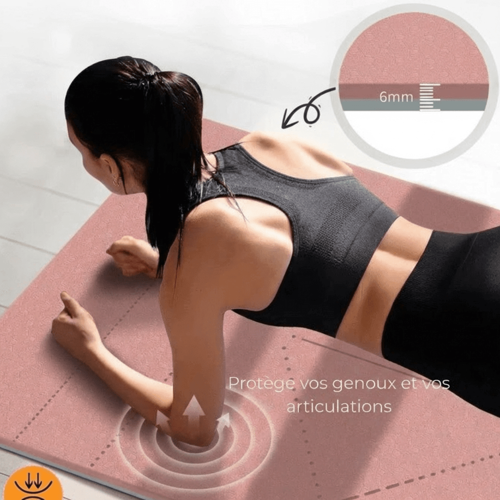 Femme en posture de planche sur le tapis Asana Aura rose poudré, avec visuel indiquant une épaisseur de 6 mm et protection des genoux et articulations